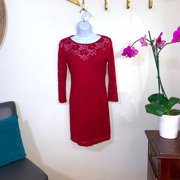 Forever 21 Dresses & Skirts - ♥️ 🔥 Lace Cocktail Dress